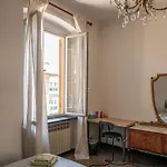 Habitación en casa particular Center Foce-genova *