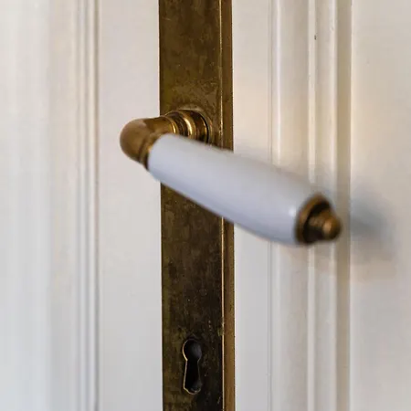 Center Foce-genova ホームステイ