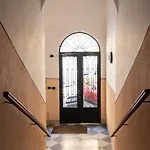 ホームステイ Center Foce-genova